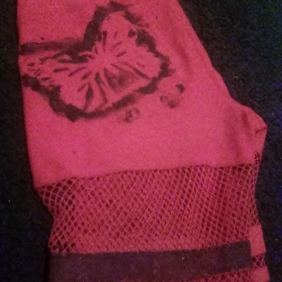 Hot pink butterfly fishnets - Picture 3 of 3